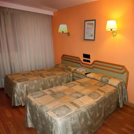 Hotel Torres 2*
